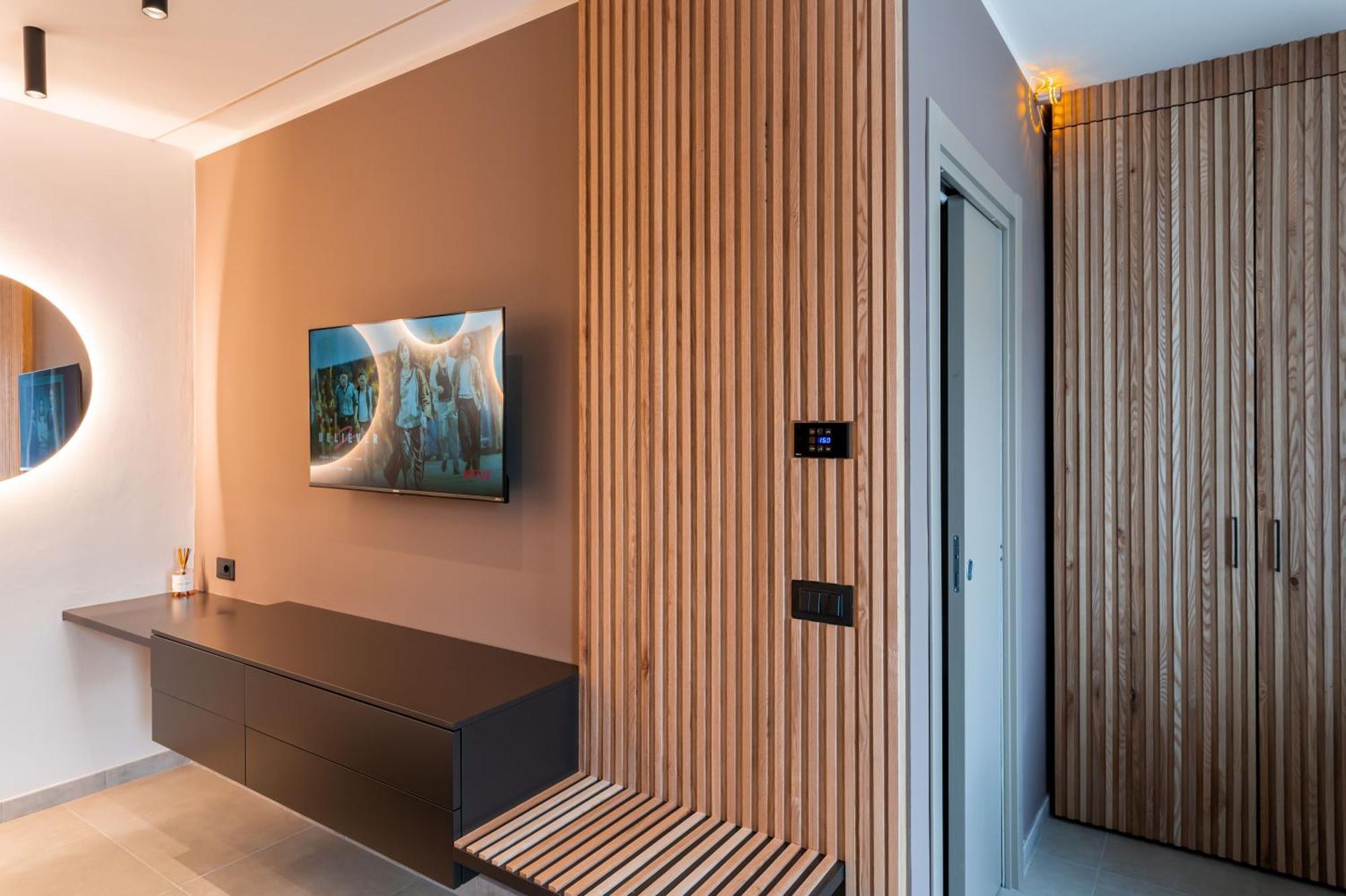 La Pergola Suites Дособуоно Екстериор снимка