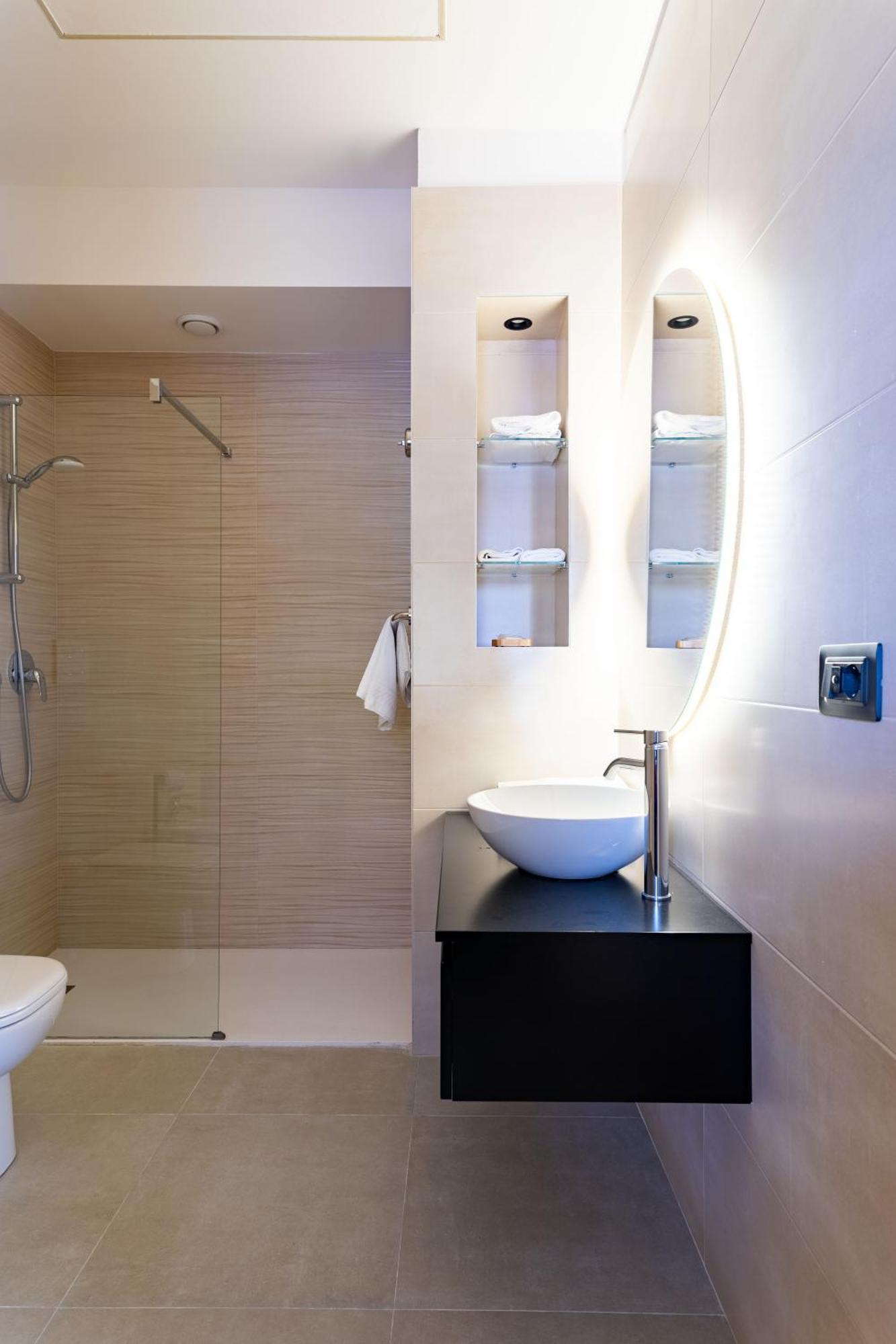 La Pergola Suites Дособуоно Екстериор снимка