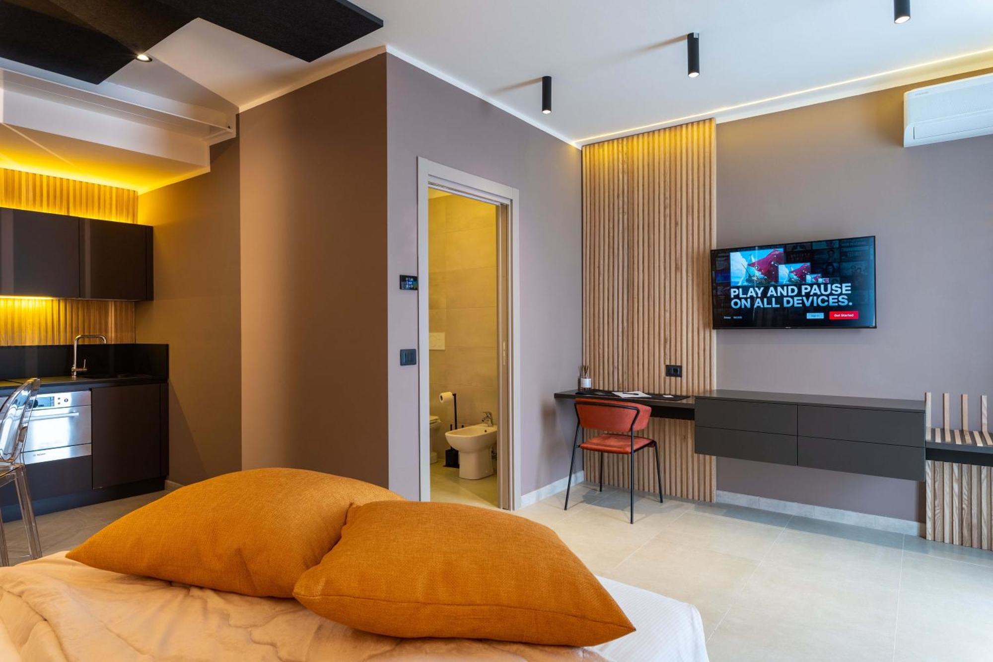 La Pergola Suites Дособуоно Екстериор снимка